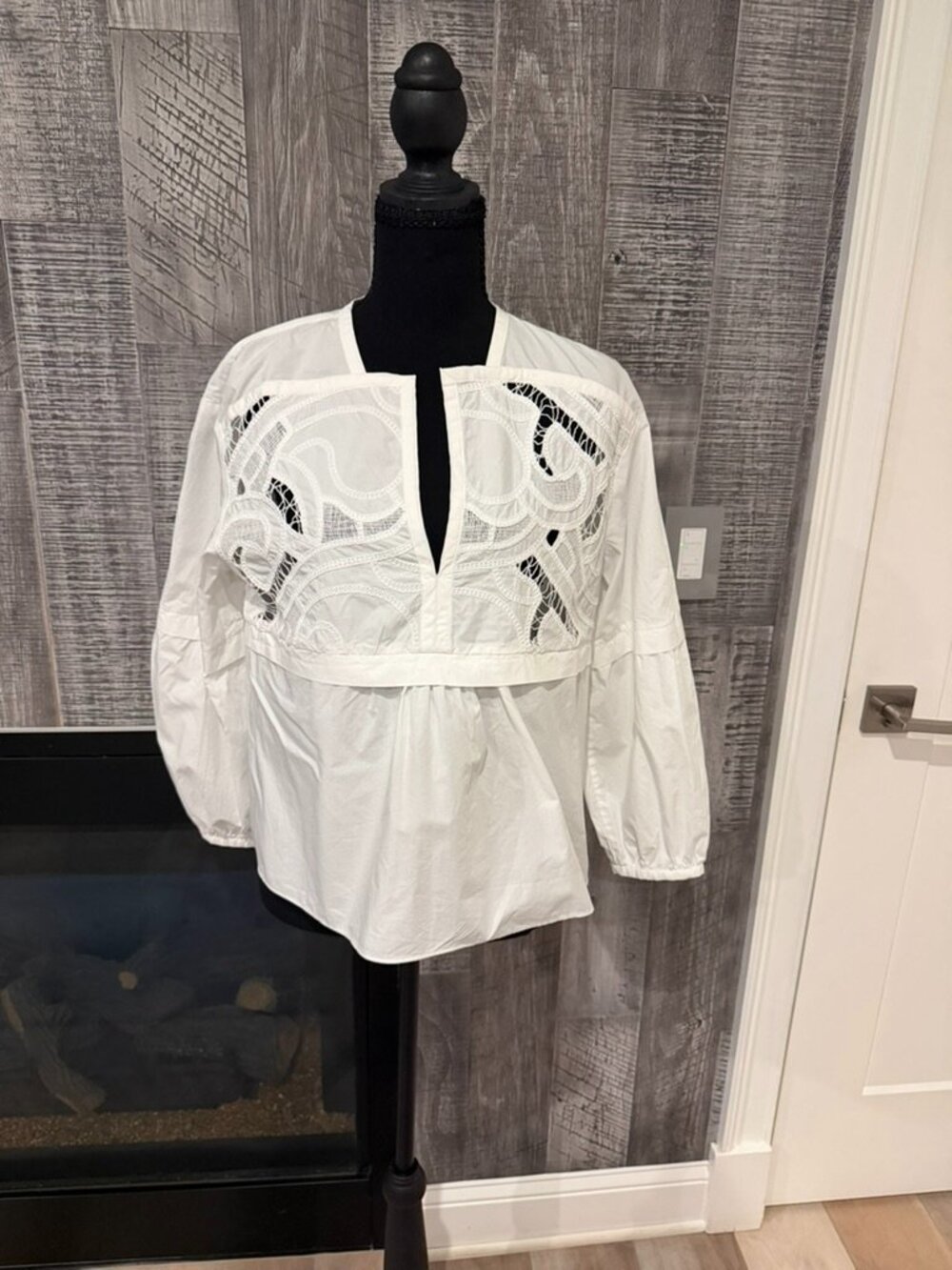 Banana Republic White Cotton Poplin Cutwork Lace Blouse Size S